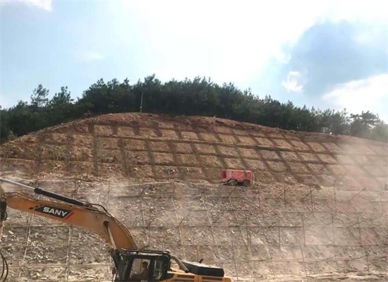 鹤岗铁路建设案例